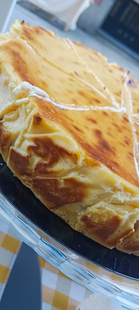 Elaboración de tarta de queso en el obrador Doquier